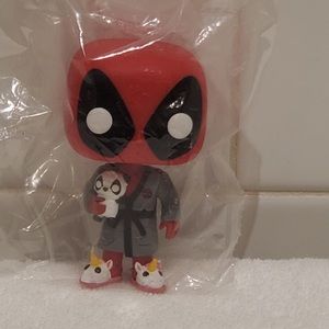 FUNKO POP Deadpool Bedtime with Unicorn Slippers